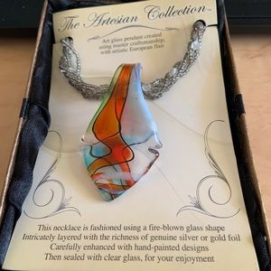 Necklace beaded with multiple color glass pendant